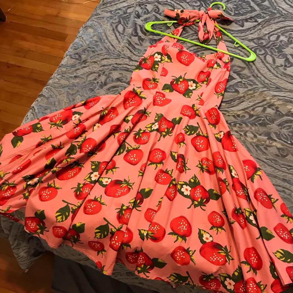 Strawberry vintage style dress size small